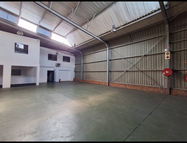 470M² WAREHOUSE TO LET IN BENROSE
